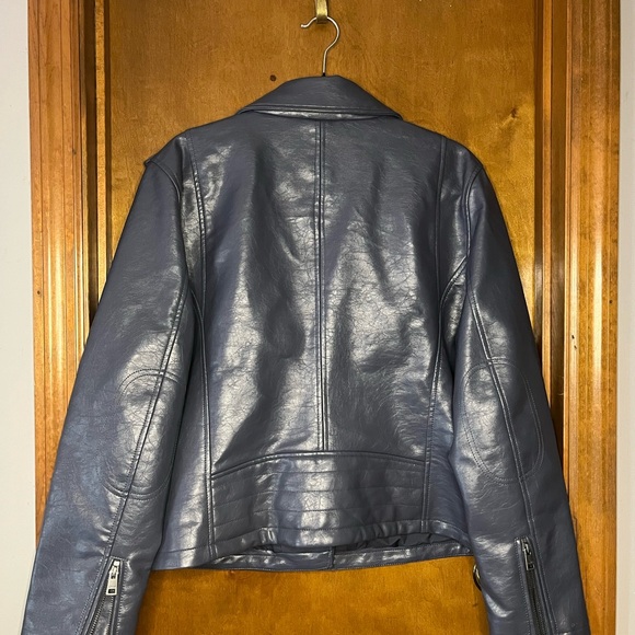 Levi’s Blue/Gray FAUX Leather Jacket - Picture 2 of 8